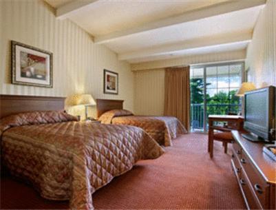 Homespring Inn & Studios - Hartford South - Rocky Hill Room photo